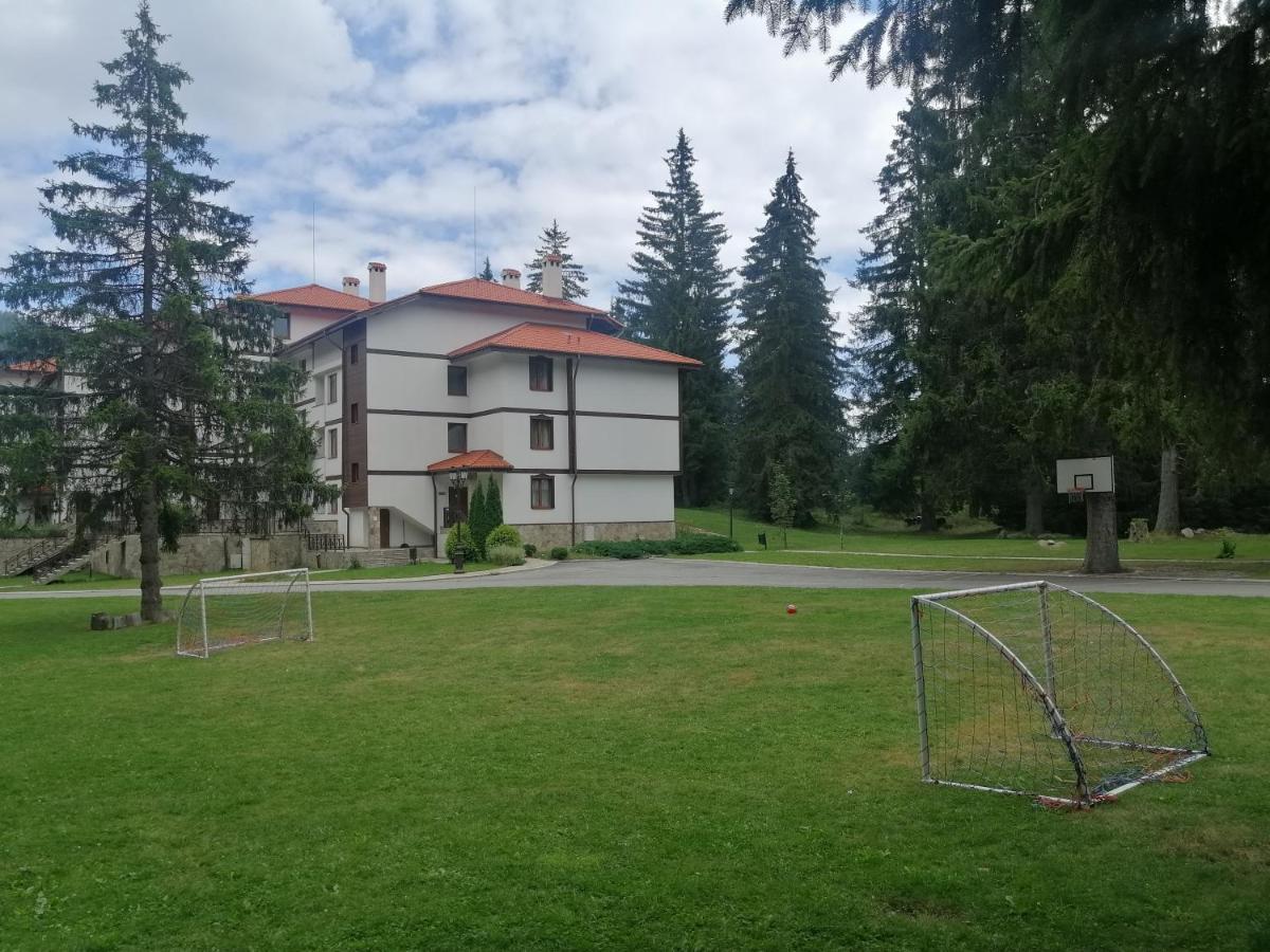 My Favorite Place: Smolyan Lakes Retreat Exterior photo